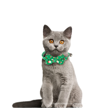 Fabricantes Spot Nuevos suministros para mascotas Ring Cat Santa Claus Snowflake Snowman Collar de Navidad